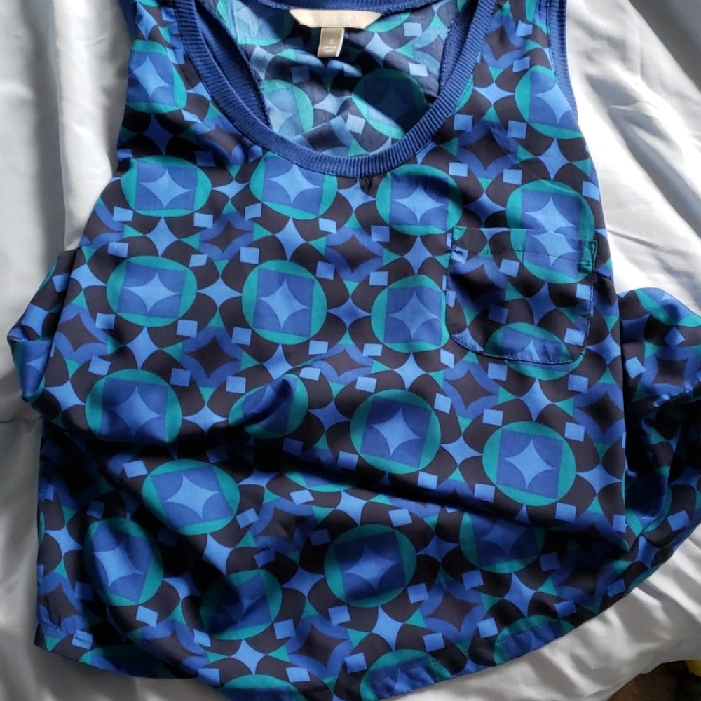Sleeveless top